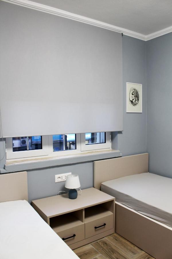 Apartamento 2V1 - Blloku Bkt Tirana Exterior foto